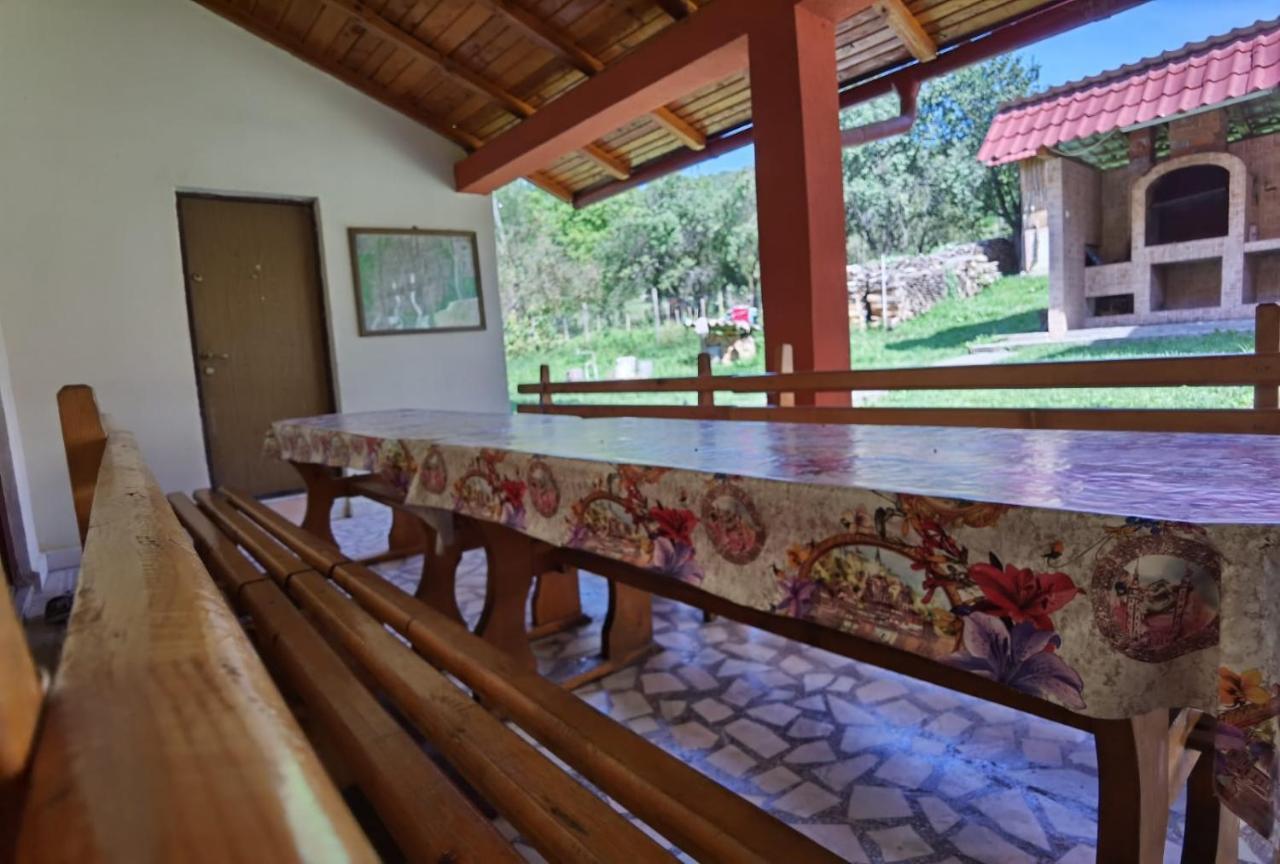 Casa Dobrin Hotel Арефу Екстериор снимка